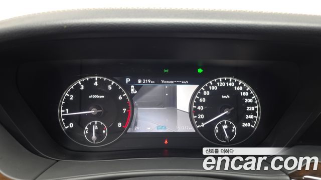 Genesis G90 2019 — photo 11