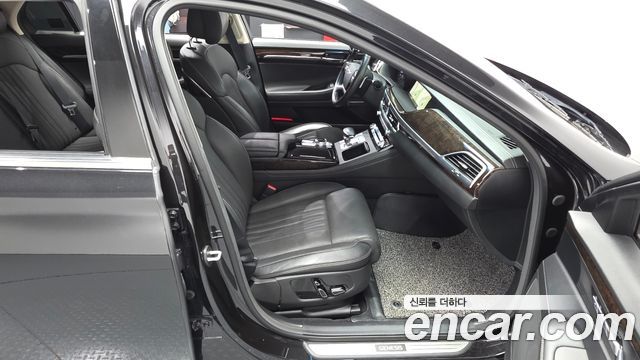 Genesis G90 2019 — photo 16