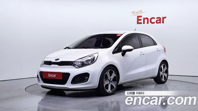 Kia pride 2012 — photo 1