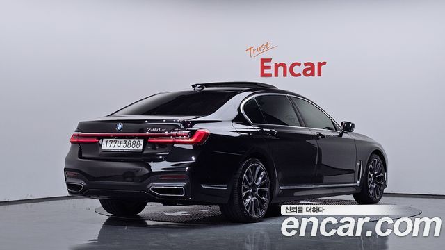 BMW 7-Series 2020 — photo 2