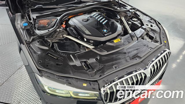 BMW 7-Series 2020 — photo 6