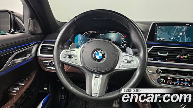 BMW 7-Series 2020 — photo 19