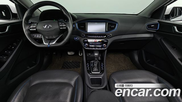 Hyundai Ioniq 2016 — photo 10