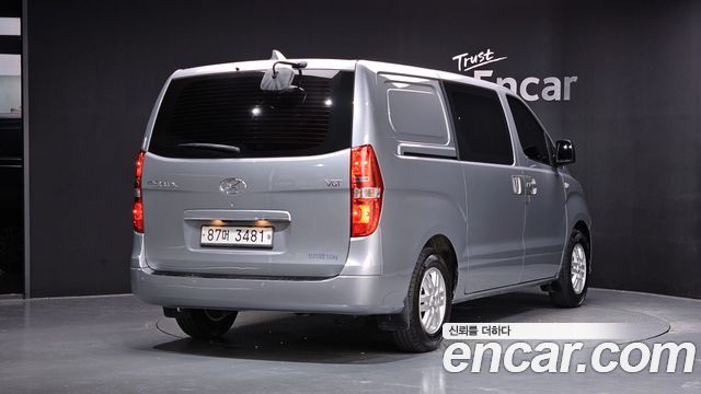 Hyundai Starex 2021 — photo 2