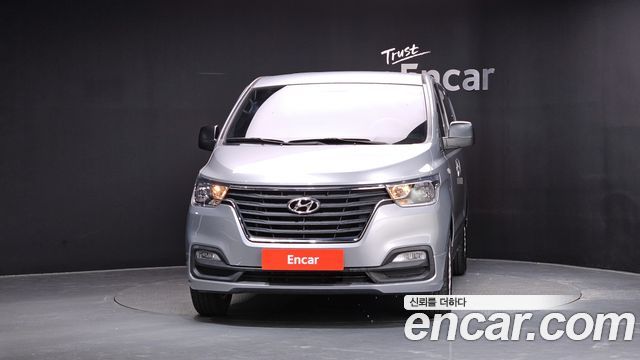 Hyundai Starex 2021 — photo 3