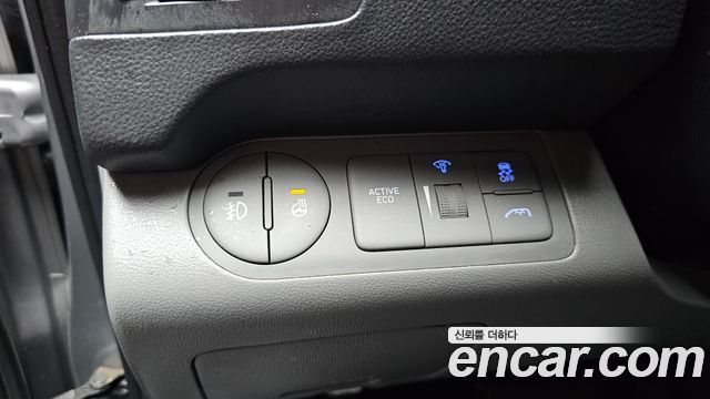 Hyundai Starex 2021 — photo 22