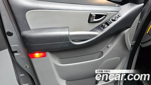 Hyundai Starex 2021 — photo 14