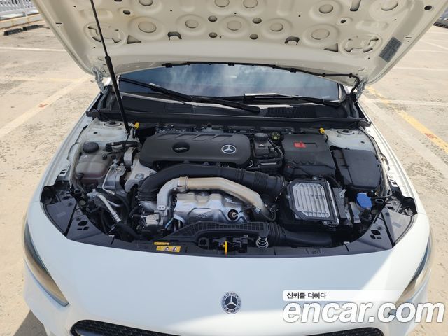 Mercedes-Benz A-Class 2024 — photo 2