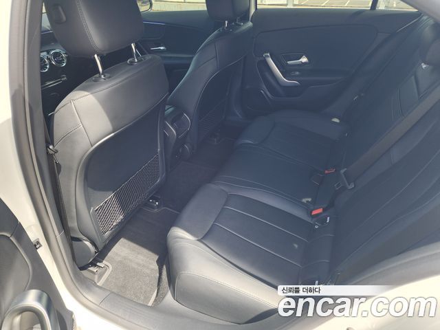 Mercedes-Benz A-Class 2024 — photo 10