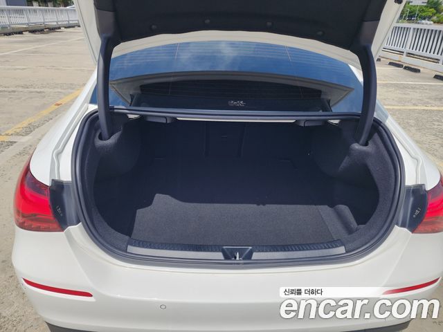 Mercedes-Benz A-Class 2024 — photo 11