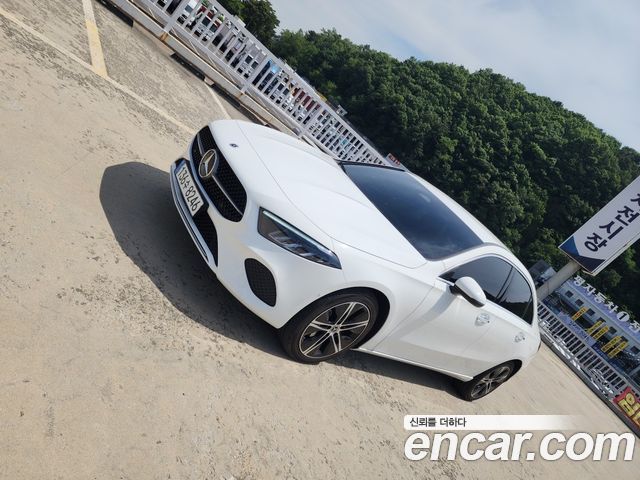 Mercedes-Benz A-Class 2024 — photo 18