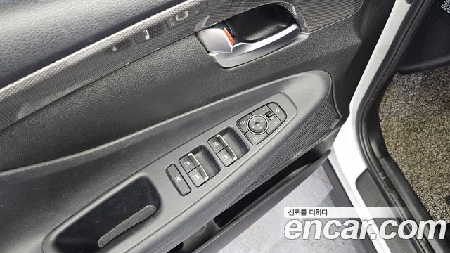 Hyundai Santafe 2019 — photo 19