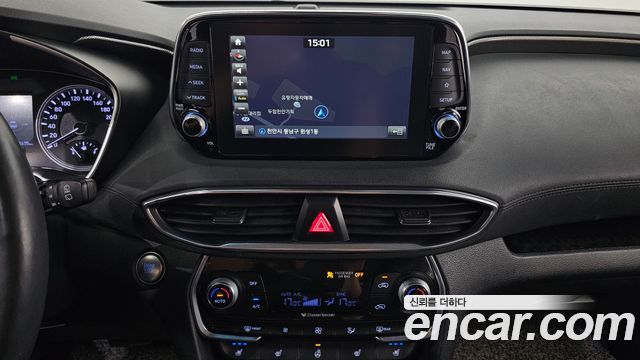 Hyundai Santafe 2019 — photo 22