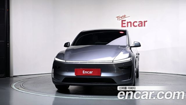 Tesla Model Y 2025 — photo 3