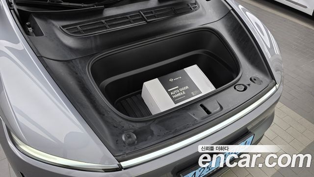 Tesla Model Y 2025 — photo 6