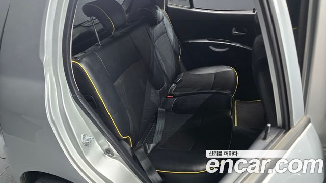 Kia morning 2011 — photo 11