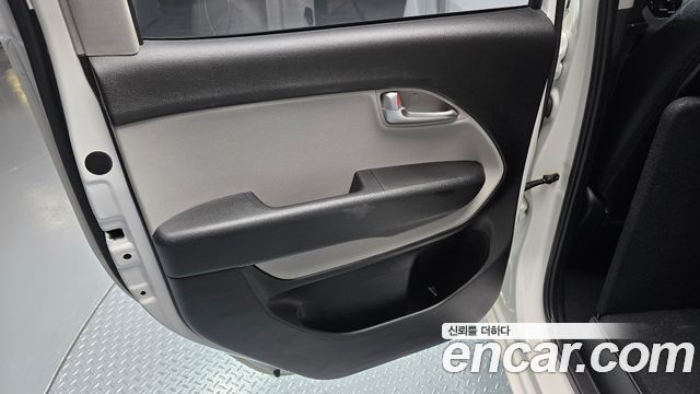 Kia RAY 2022 — photo 15