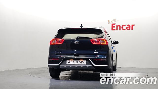 Kia Niro 2017 — photo 4