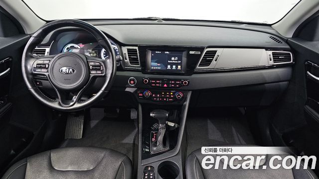 Kia Niro 2017 — photo 7