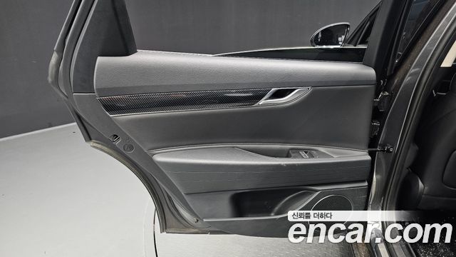 Genesis G80 2021 — photo 15