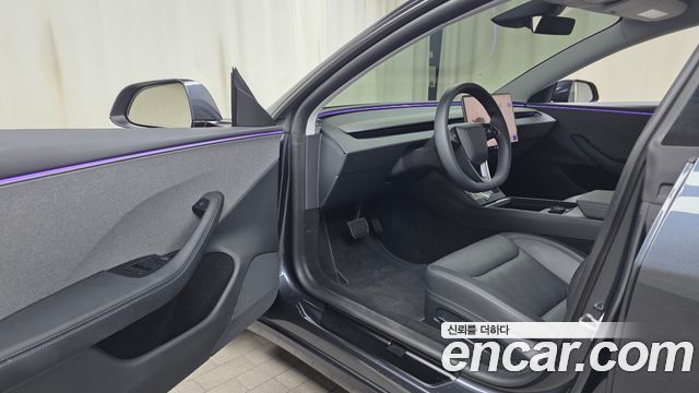Tesla Model 3 2025 — photo 13