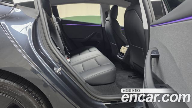 Tesla Model 3 2025 — photo 17