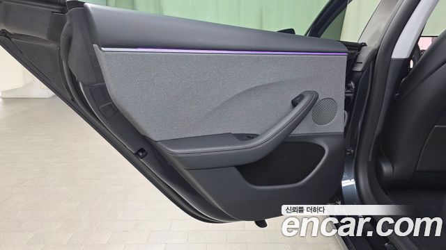 Tesla Model 3 2025 — photo 15
