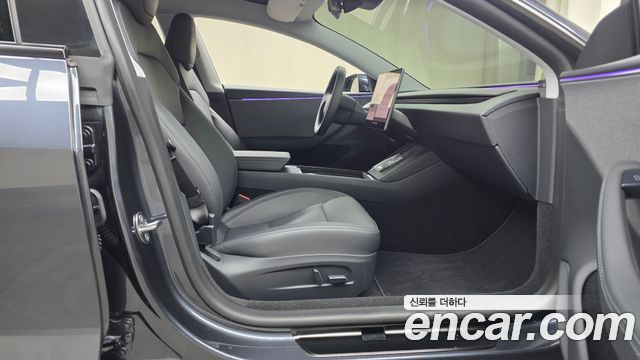 Tesla Model 3 2025 — photo 16