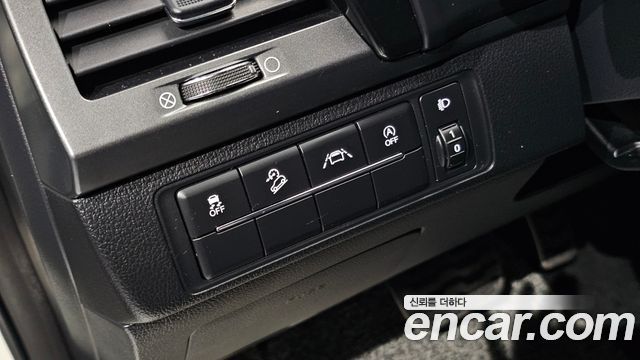 KG Mobility Rexton 2022 — photo 23
