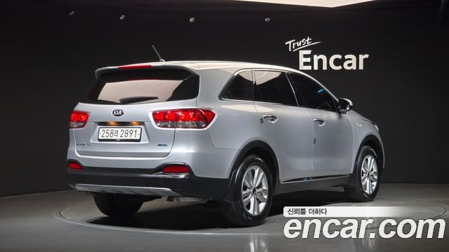 Kia Sorento 2016 — photo 2
