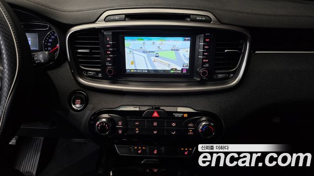 Kia Sorento 2016 — photo 14