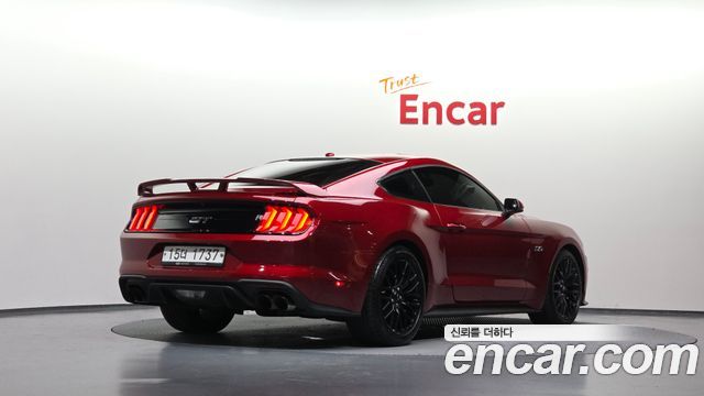 Ford Mustang 2019 — photo 2