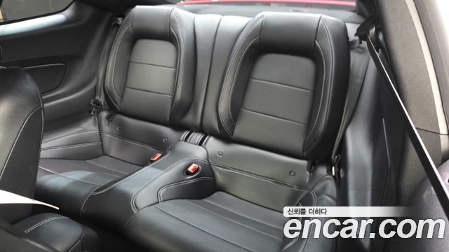 Ford Mustang 2019 — photo 16