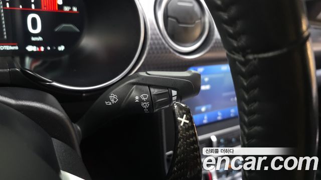 Ford Mustang 2019 — photo 31