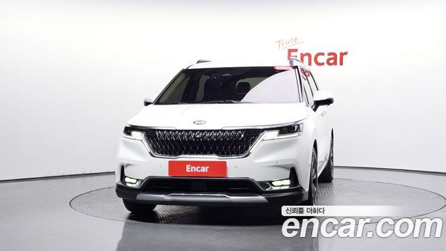Kia Canival 2021 — photo 3