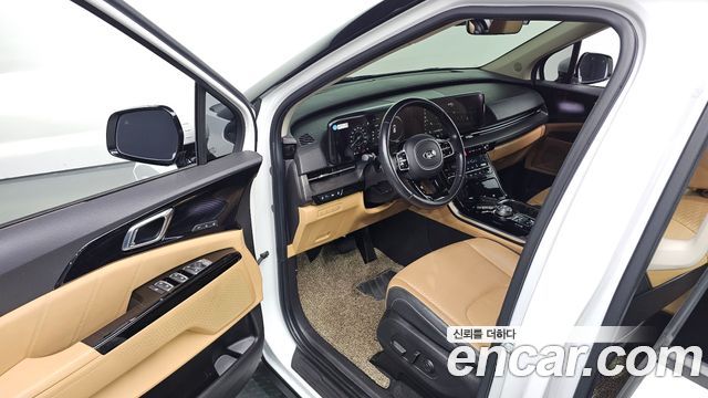 Kia Canival 2021 — photo 13