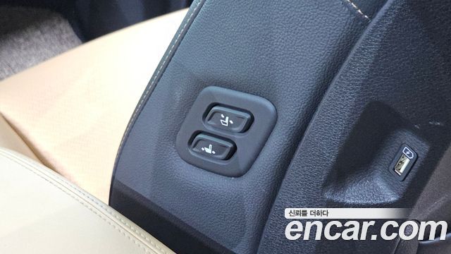 Kia Canival 2021 — photo 20