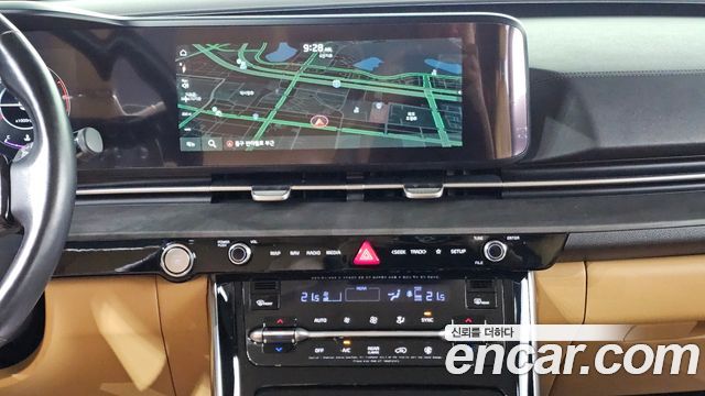 Kia Canival 2021 — photo 24