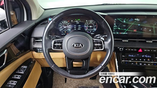 Kia Canival 2021 — photo 25