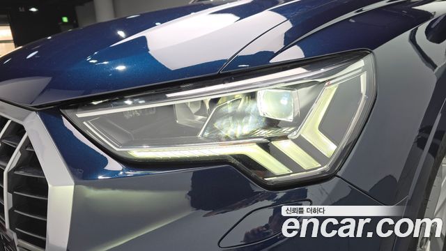 Audi Q3 2020 — photo 8