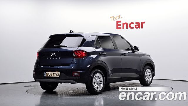 Hyundai Venue 2021 — photo 2
