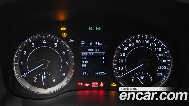 Hyundai Venue 2021 — photo 11