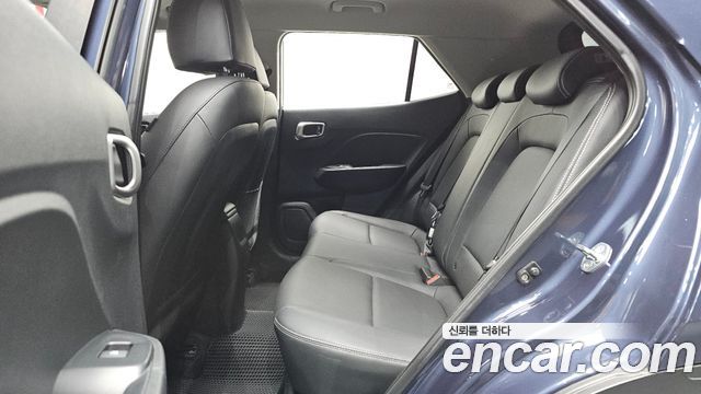 Hyundai Venue 2021 — photo 17