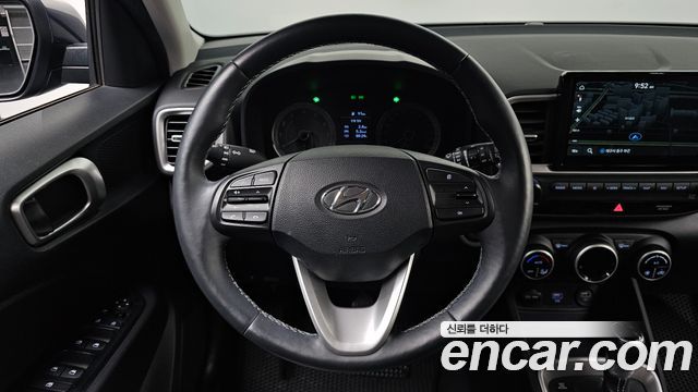 Hyundai Venue 2021 — photo 18