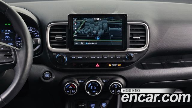 Hyundai Venue 2021 — photo 20
