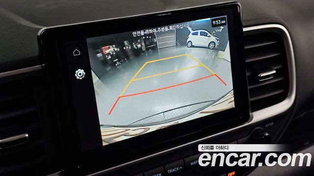 Hyundai Venue 2021 — photo 22