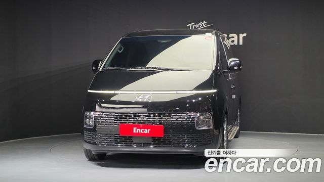 Hyundai Staria 2024 — photo 3