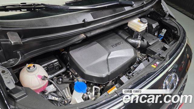 Hyundai Staria 2024 — photo 6