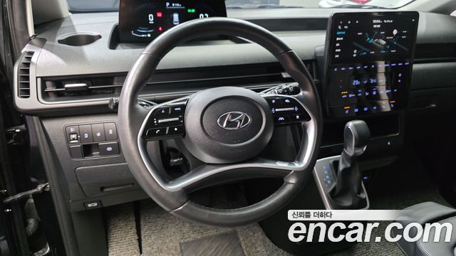 Hyundai Staria 2024 — photo 18