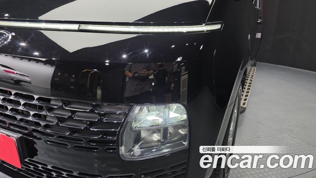 Hyundai Staria 2024 — photo 8